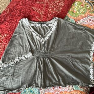 Light gray 100% cotton batwing blouse. Prana size XS